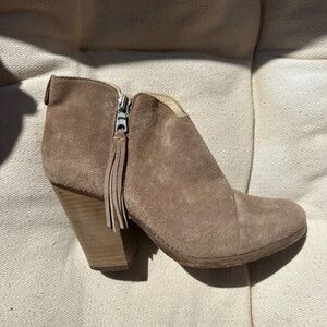 Very Cute! Tassel Rag & Bone Margot Suede Ankle Bootie